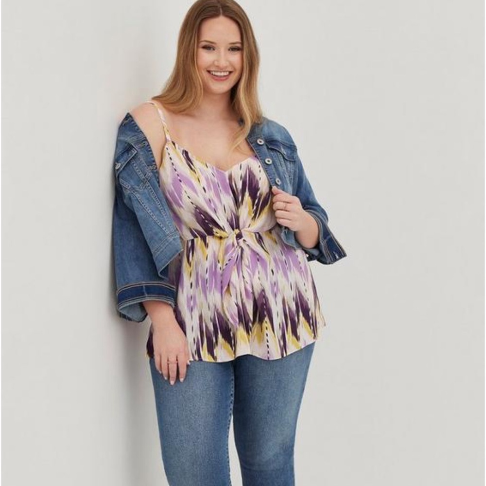 Tie Front Cami - Picture 2 of 5